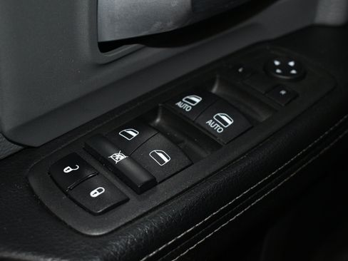 Used 2022 RAM 2500 Big Horn AWD/4WD image 42