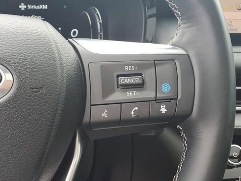 Used 2023 INFINITI QX60 Sensory w/ Cargo Package AWD/4WD image 14