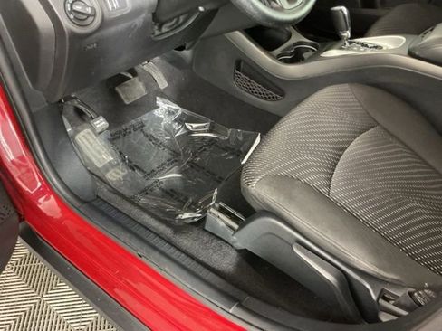 Used 2017 Dodge Journey SXT image 14