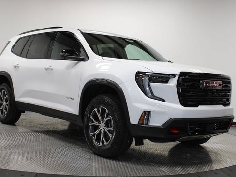 New 2026 GMC Acadia AT4 w/ Luxury Package AWD/4WD image 15