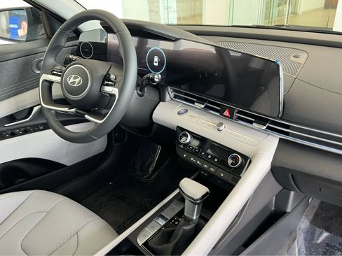 New 2026 Hyundai Elantra Limited image 20
