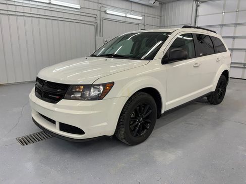 Used 2020 Dodge Journey SE w/ Blacktop Package FWD image 10