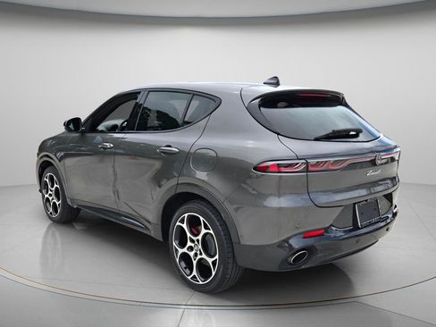 Used 2024 Alfa Romeo Tonale Veloce w/ Active Assist Package AWD/4WD image 8
