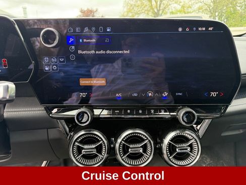 Used 2024 Chevrolet Blazer EV AWD Police image 16