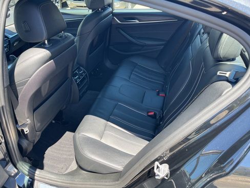 Used 2018 BMW 530e xDrive AWD/4WD image 12