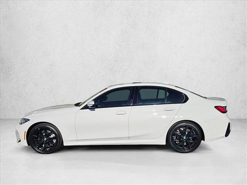 Used 2026 BMW 330i Sedan w/ M Sport Package RWD image 5