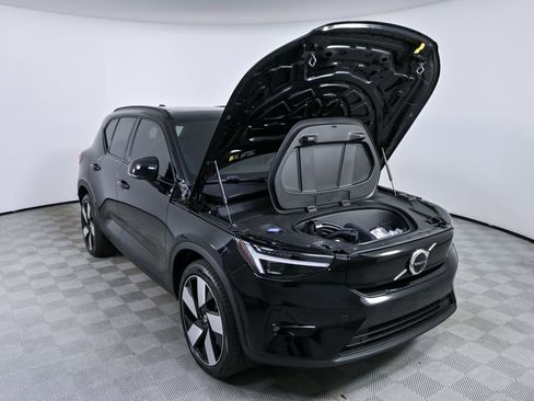 Used 2024 Volvo XC40 Recharge Plus w/ Protection Package Premier AWD/4WD image 34