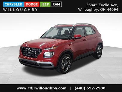 Used 2022 Hyundai Venue SEL w/ Cargo Package