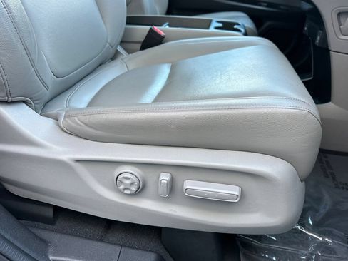 Used 2024 Honda Odyssey EX-L image 24