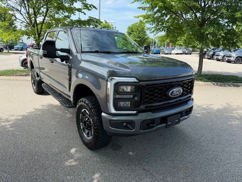 Used 2024 Ford F350 Lariat w/ Tremor Off-Road Package AWD/4WD image 7