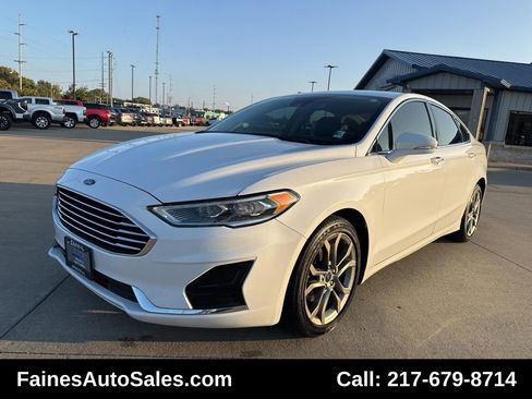 Used 2019 Ford Fusion SEL image 32