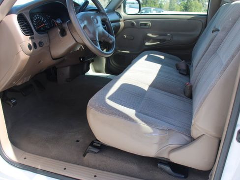 Used 2002 Toyota Tundra 2WD Regular Cab image 11
