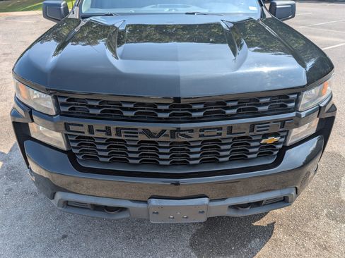 Used 2020 Chevrolet Silverado 1500 Custom RWD image 12