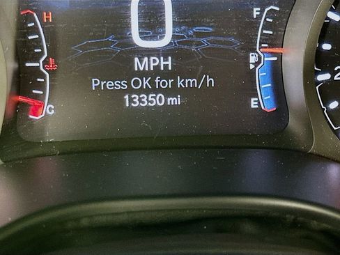 Certified 2024 Jeep Compass Limited image 20