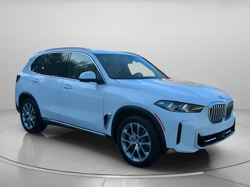 Used 2025 BMW X5 xDrive40i w/ Premium Package AWD/4WD image 35