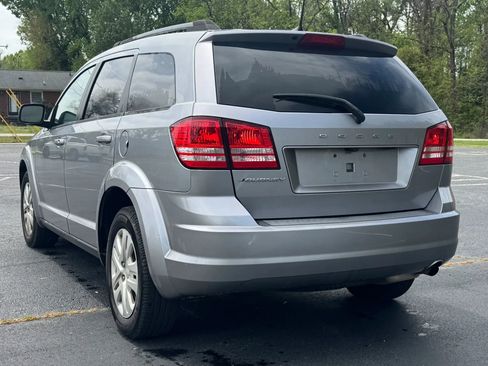 Used 2018 Dodge Journey SE w/ Popular Equipment Group FWD image 5