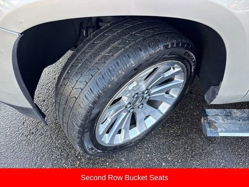 Used 2017 Cadillac Escalade Premium Luxury image 16