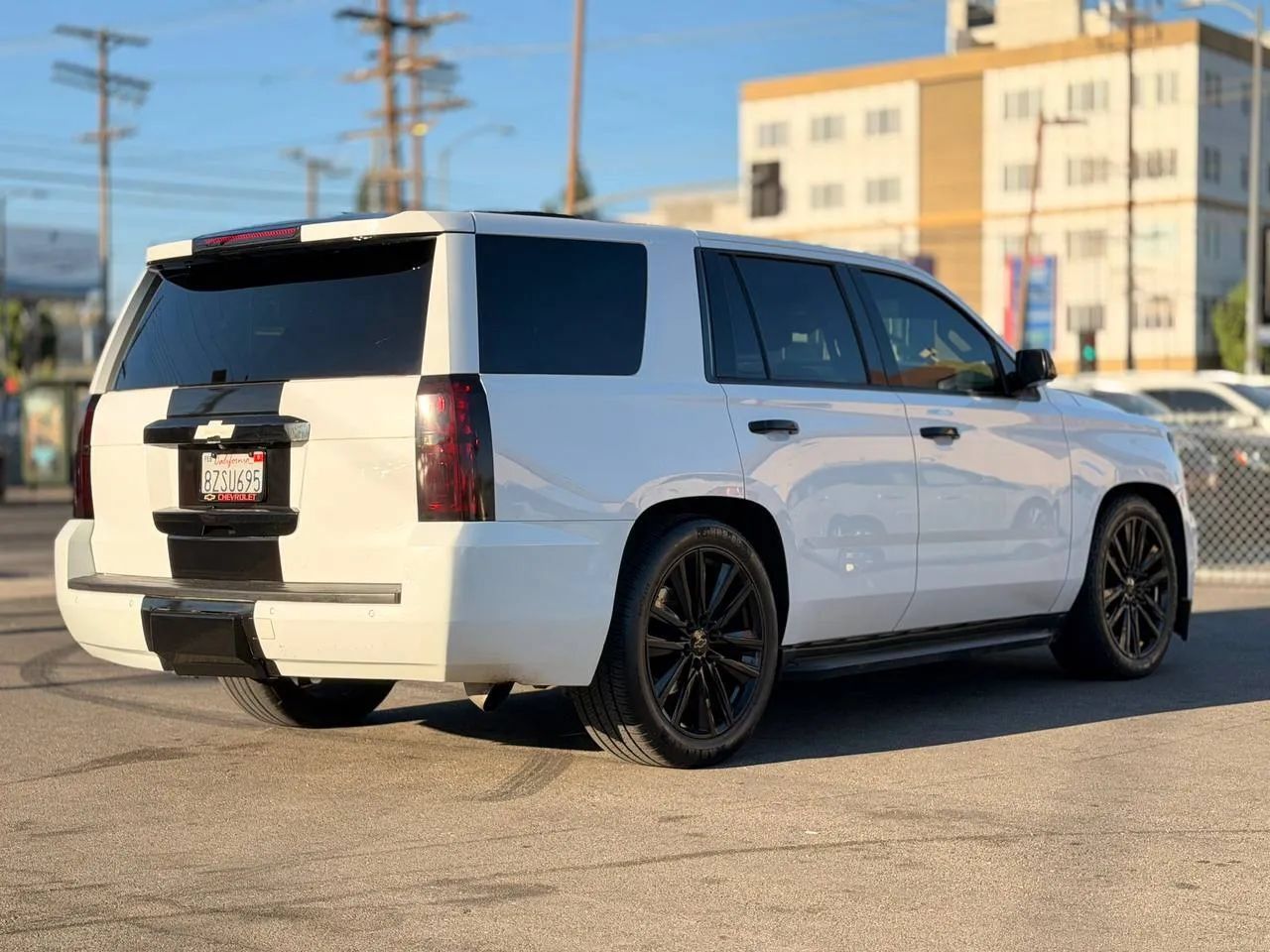 Used 2018 Chevrolet Tahoe 4WD image 19