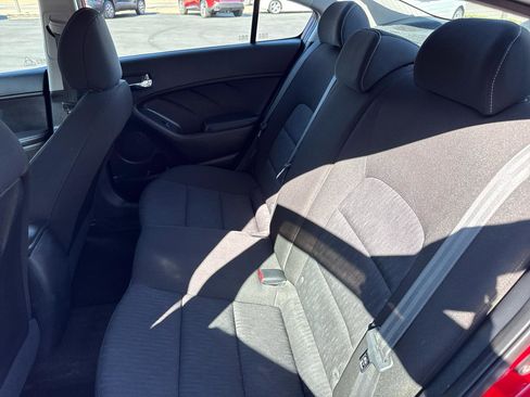 Used 2016 Kia Forte LX FWD image 9