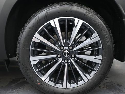 New 2026 Nissan Pathfinder Platinum image 7