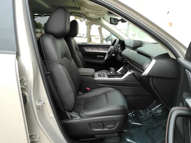 Used 2025 MAZDA CX-90 Plug-In Hybrid w/ Preferred AWD/4WD image 23