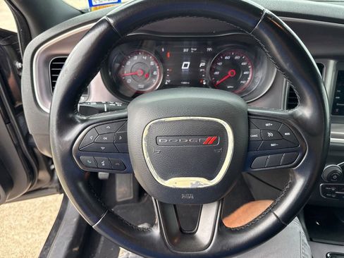 Used 2022 Dodge Charger SXT w/ Blacktop Package RWD image 21