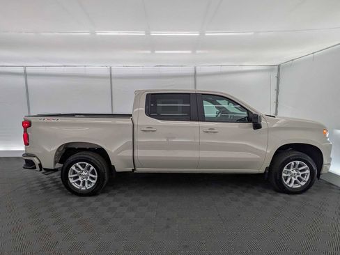New 2026 Chevrolet Silverado 1500 RST w/ LPO, Dark Essentials Package AWD/4WD image 7