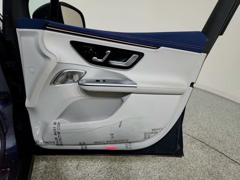 Certified 2023 Mercedes-Benz EQE 500 4MATIC SUV image 24