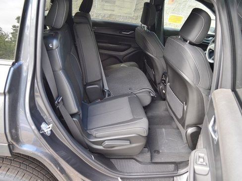 New 2025 Jeep Grand Cherokee L Laredo w/ Luxury Tech Group I image 37