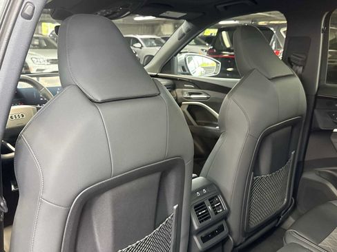 Used 2025 Audi SQ5 Premium Plus AWD/4WD image 23