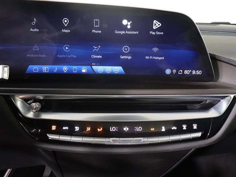 Used 2024 Cadillac Lyriq Tech RWD image 41