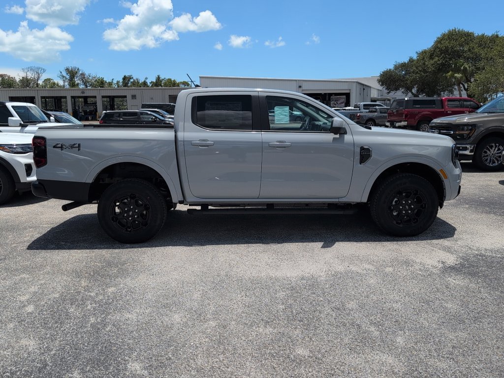 New 2026 Ford Ranger Lariat w/ Black Appearance Package AWD/4WD image 2