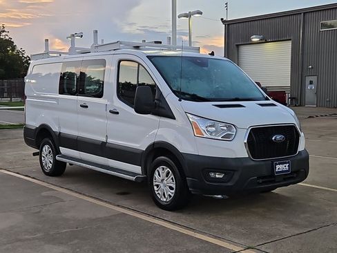 Used 2022 Ford Transit 250 Low Roof w/ Exterior Upgrade Package RWD image 3