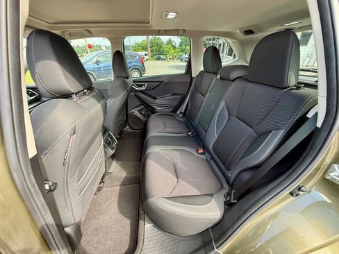 Used 2023 Subaru Forester Premium AWD/4WD image 11