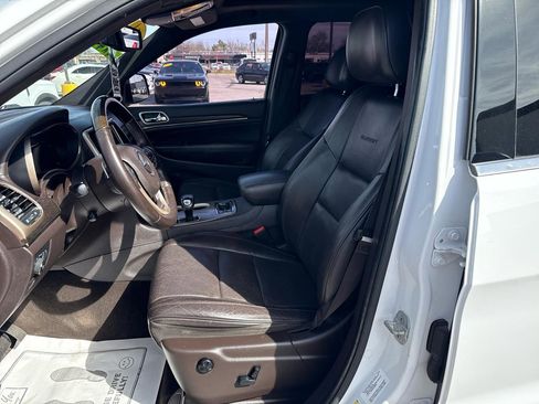 Used 2014 Jeep Grand Cherokee Summit image 11