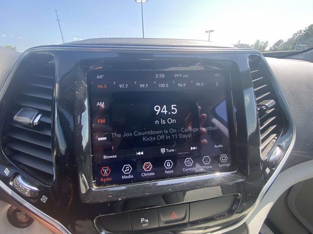 Used 2020 Jeep Cherokee Limited FWD image 16