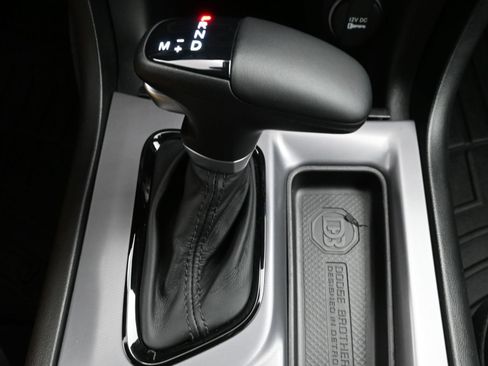 Used 2023 Dodge Charger R/T w/ Plus Group image 18