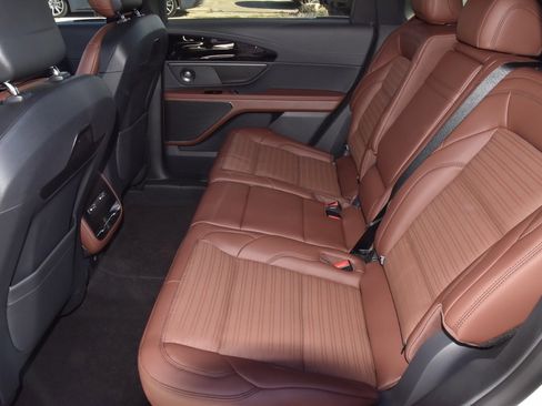 New 2026 Lincoln Nautilus Reserve w/ Jet Appearance Package image 14