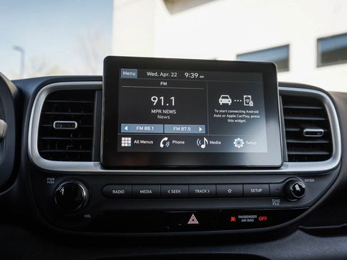 New 2026 Hyundai Venue SE FWD image 22