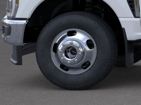 New 2026 Ford F350 4x4 Crew Cab DRW Super Duty image 19