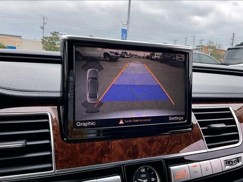 Used 2013 Audi A8 L 4.0T image 13