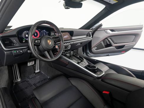 Certified 2026 Porsche 911 Carrera 4S AWD/4WD image 4