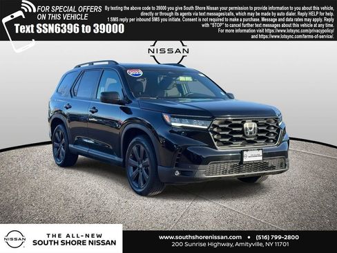 Used 2023 Honda Pilot Sport image 1