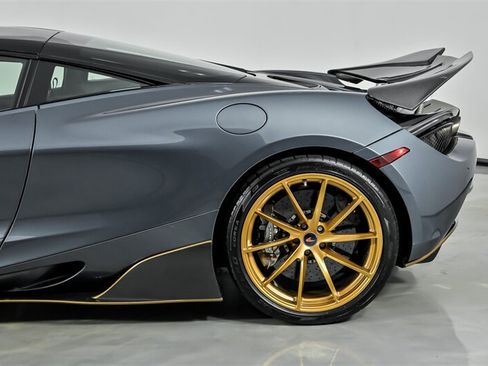 Used 2018 McLaren 720S RWD image 11
