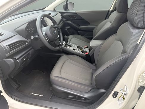 Used 2024 Subaru Crosstrek 2.0i Premium AWD/4WD image 10