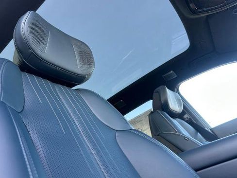 New 2025 Cadillac Escalade IQ Luxury 2 image 19