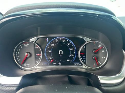 Used 2023 Chevrolet Traverse Premier AWD/4WD image 9