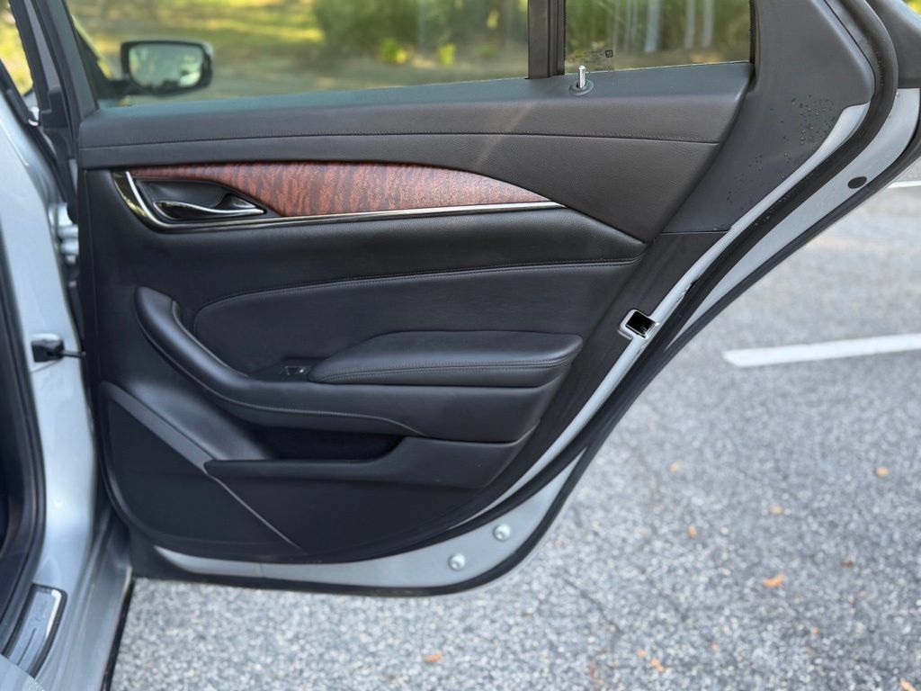 Used 2019 Cadillac CTS Sedan w/ Seating Package RWD image 17