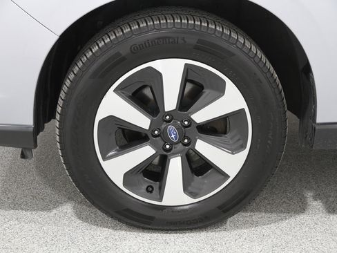 Used 2017 Subaru Forester 2.5i Premium w/ All-Weather Package image 23