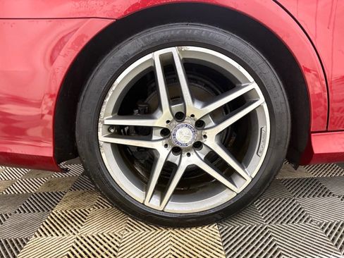 Used 2014 Mercedes-Benz E 350 4MATIC Sedan image 34